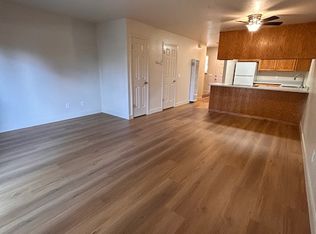 78 Arlen Dr, Rohnert Park, CA 94928