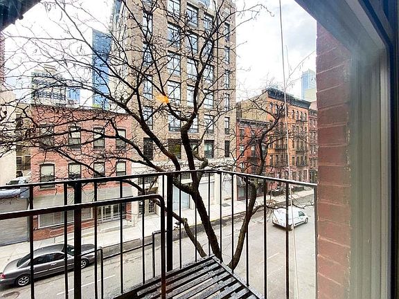 3rd image of 433 W 45th St #2C
