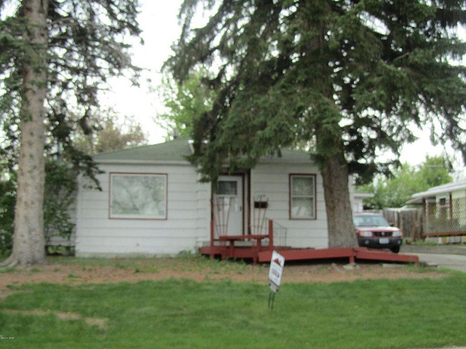 2nd image of 1520 8th Ave S