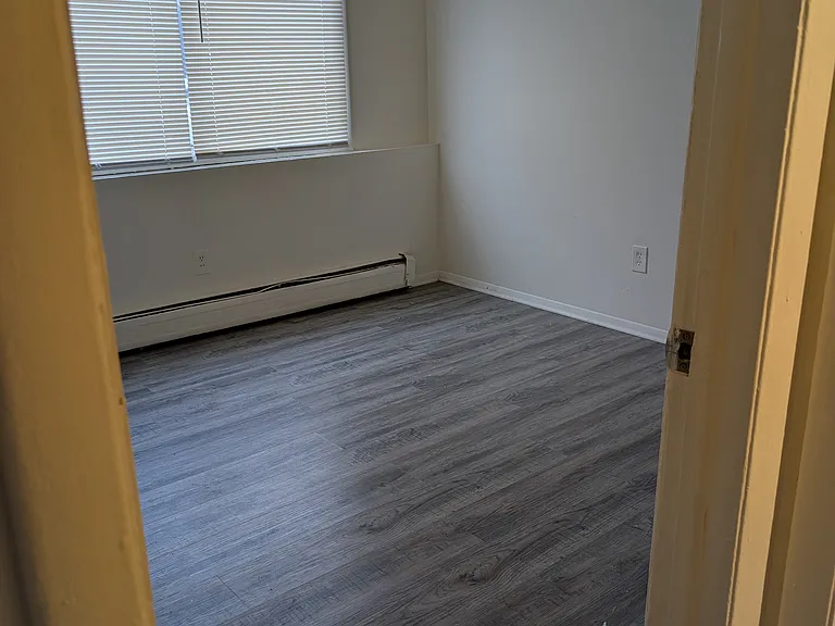 2050 Lilac Ln #G1 — Photo 9