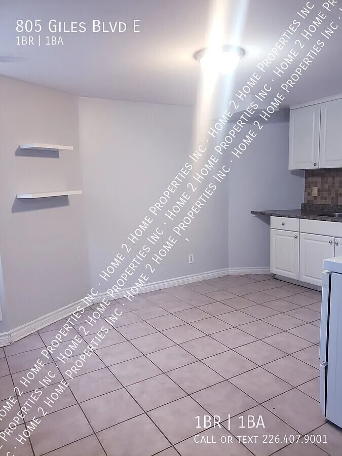 1 Bed 1 Bath — Photo 2