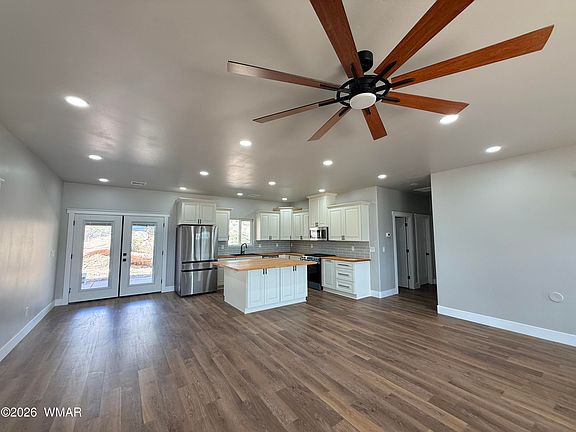 2nd image of 606 W Iowa