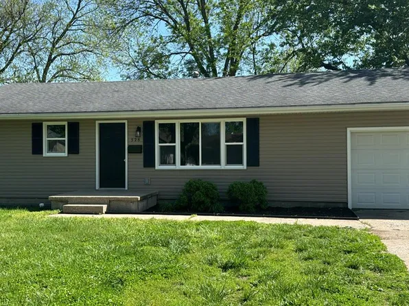 528 North Dr, Marshall, MO 65340