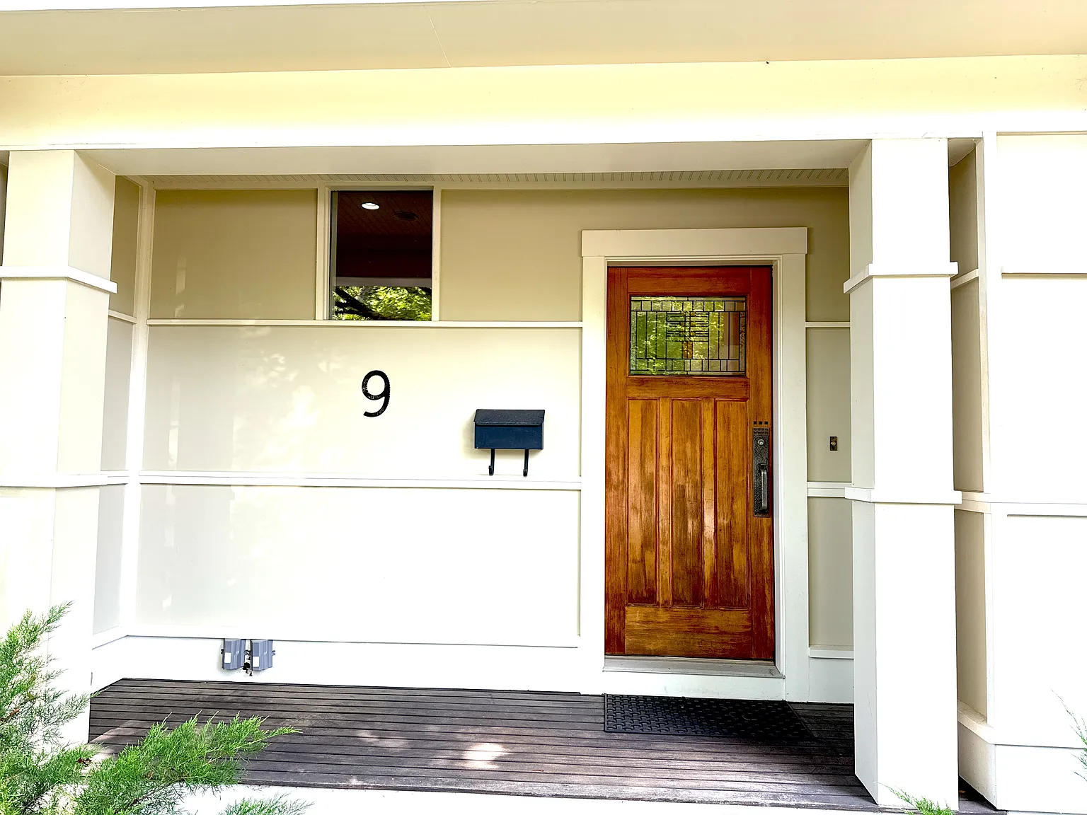 5 bed, 3592 sqft, $8,000 — Photo 2