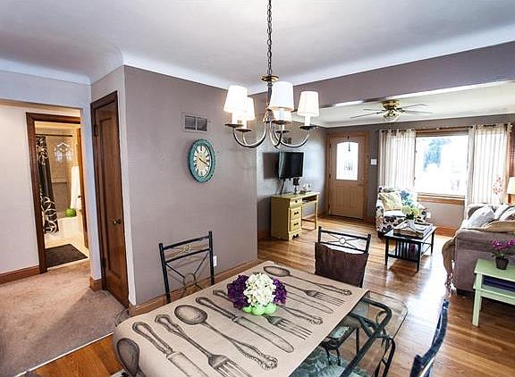 3rd image of 4957 Tiemann Ave