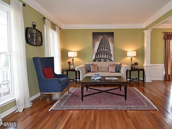 4th image of 8959 Birch Bay Cir