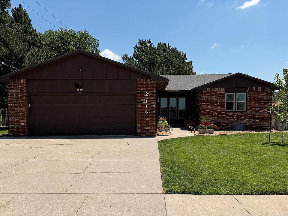 1st image of 2716 Henderson Dr