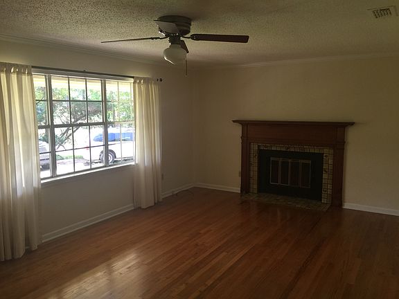 2nd image of 547 Hinson Dr