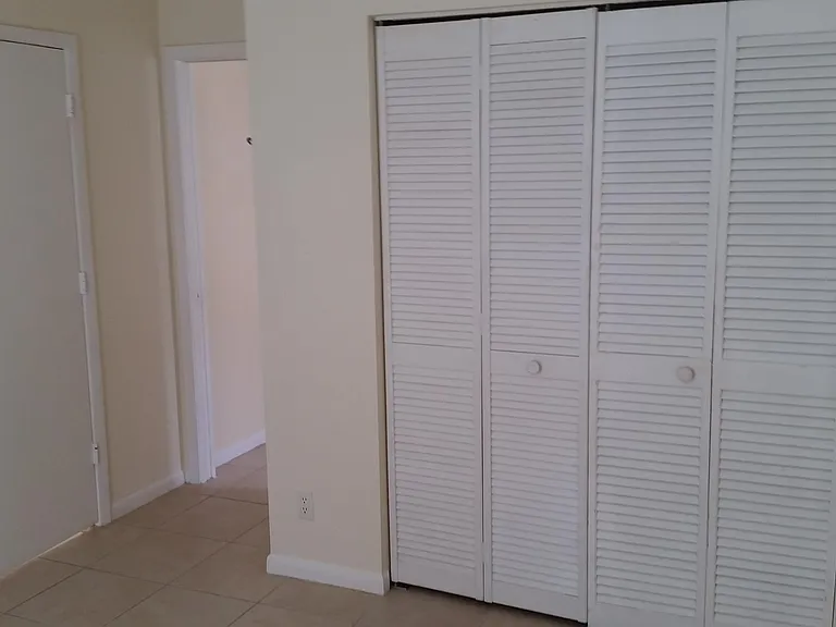 460 Fleming Ave — Photo 15