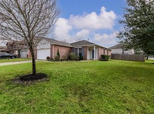 8839 Willow Grove Dr, Tomball, TX 77375