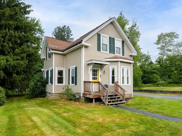 62 Old Bedford Rd, East Bridgewater, MA 02333