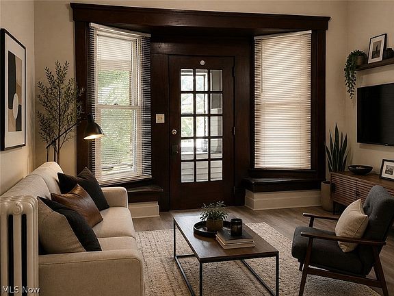 5th image of 84 Rhodes Ave #2