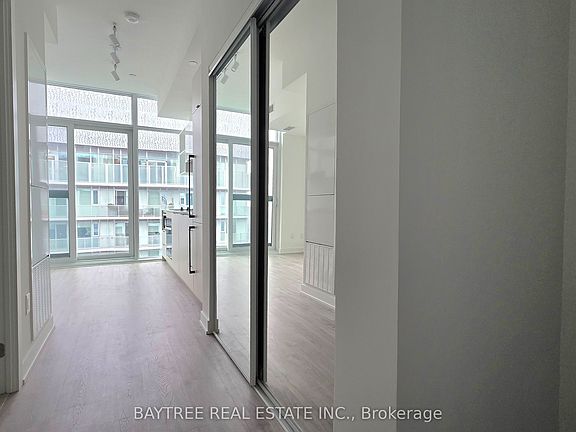 2nd image of 252 Church St #Penthouse 07