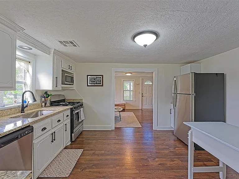 1116 N Timber Rd — Photo 9