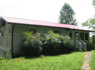 814 Perrigan Ln, Manchester, TN 37355