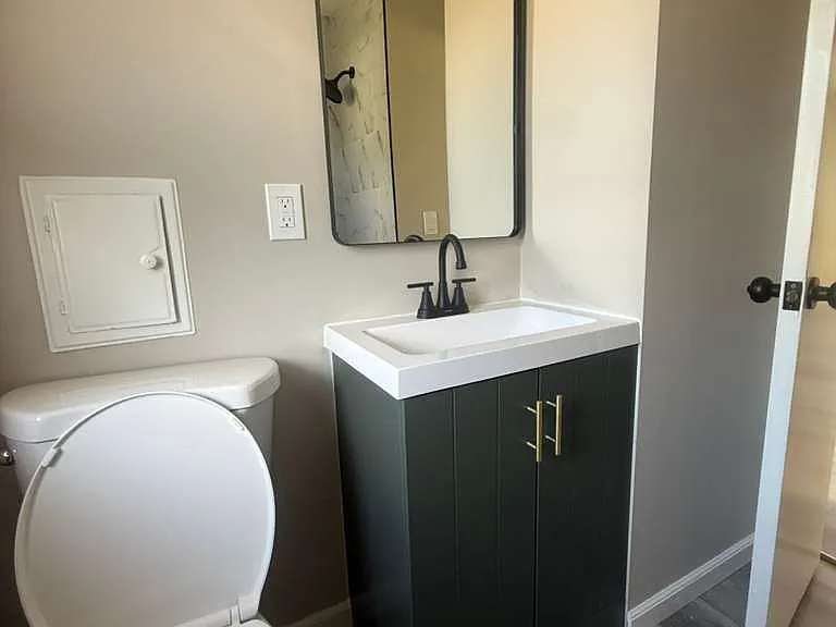 6701 Pelham Dr — Photo 12