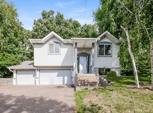 229 8th St NW, Elk River, MN 55330