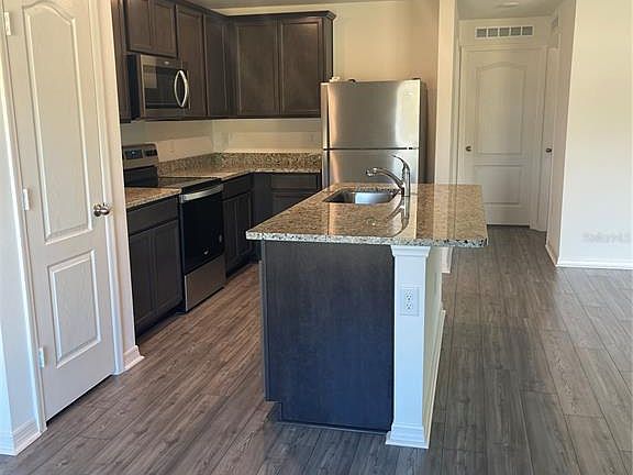 5th image of 1401 Kissimmee Ct