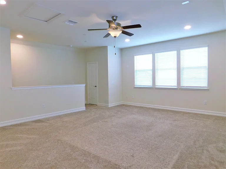 1321 Millican Ln — Photo 35
