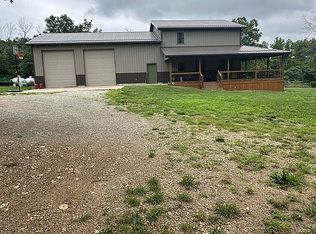 1904 E 555th Rd, Pleasant Hope, MO 65725
