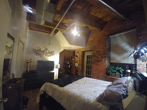 3rd image of 6533 E Jefferson Ave APT 214