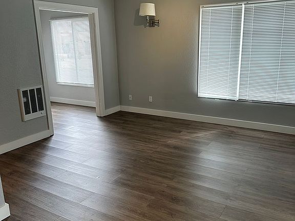 3rd image of 1945 26th Ave APT 305