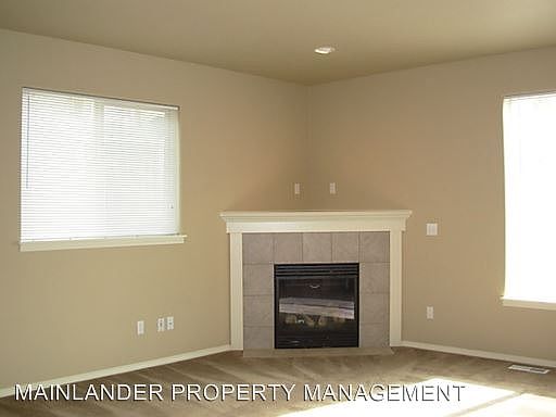 3rd image of 1448 NE Alexandria Pl