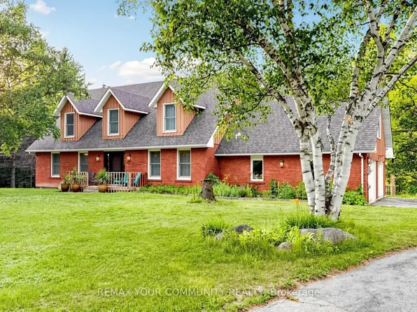 243 Ridge Rd, Aurora, ON L4G 0M3