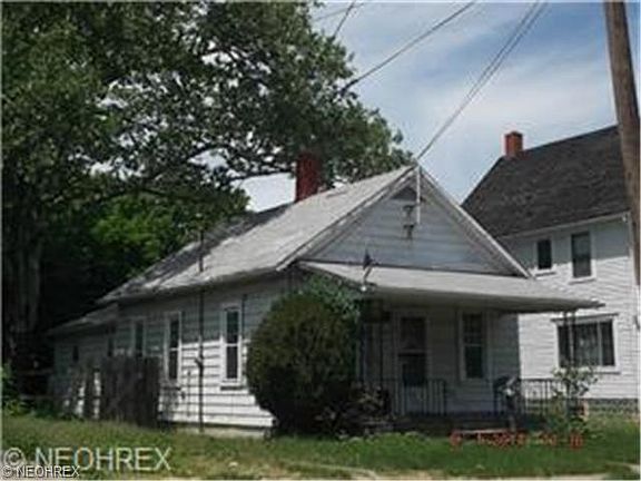 5th image of 1726 Reid Ave