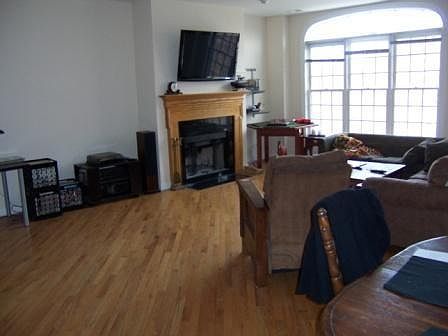 2nd image of 2640 N Lincoln Ave APT 3