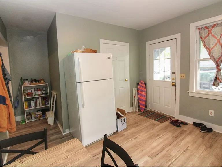224-226 Pine St — Photo 6