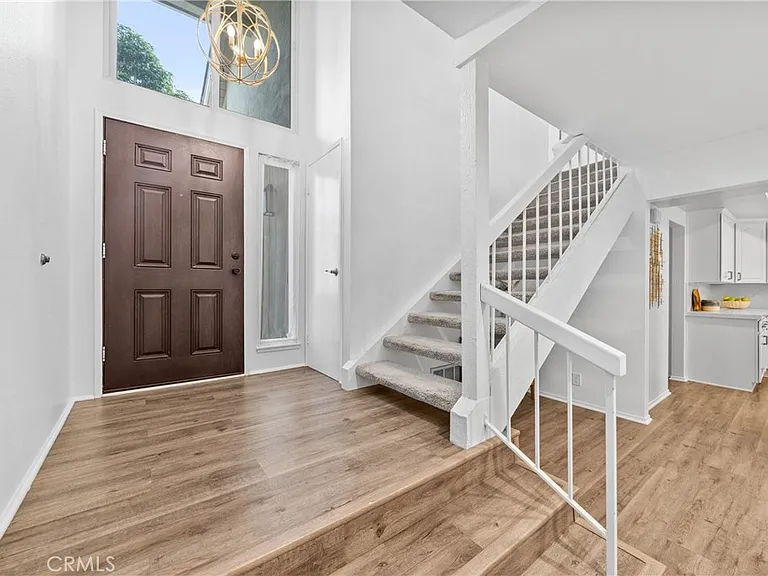 51 Ashbrook — Photo 16