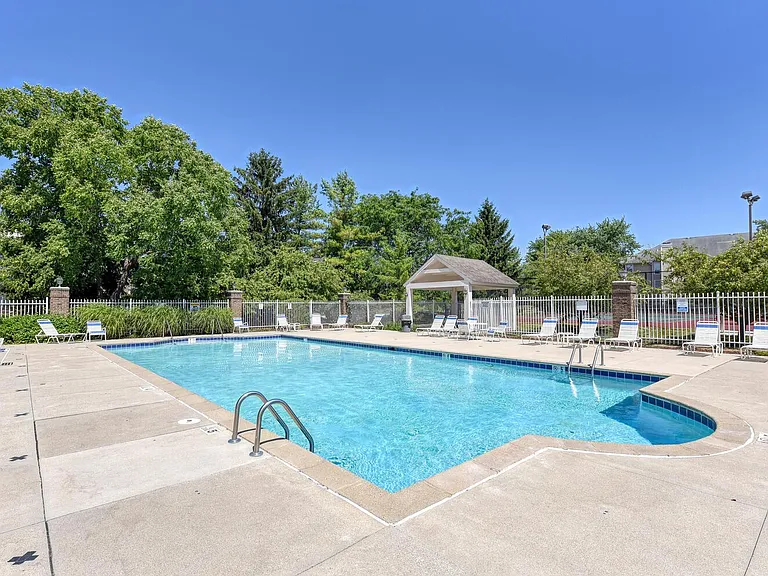 2323 Vicente Ct #309 — Photo 41