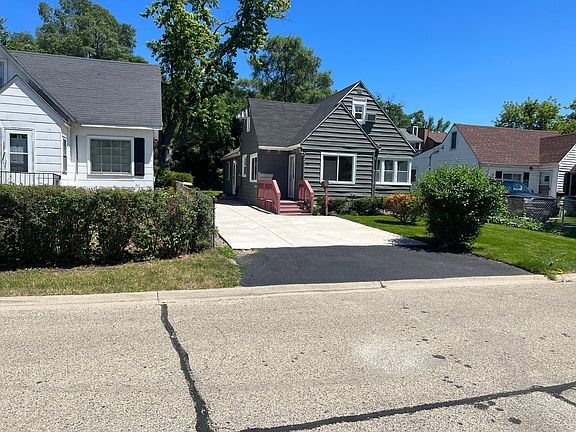 3rd image of 517 Catalpa Dr