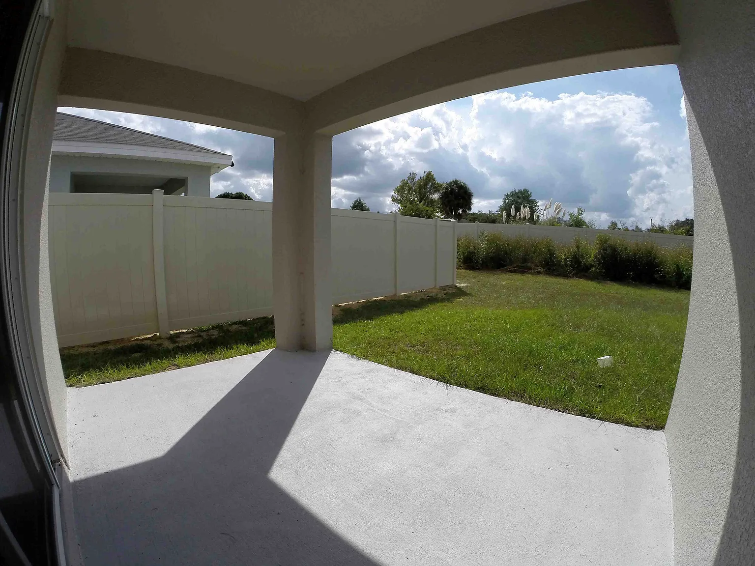4 bed, 1827 sqft, $2,000 — Photo 3