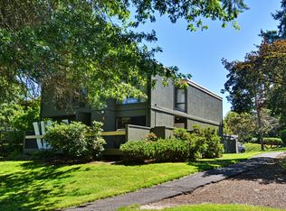 1543 NW Midlake Ln, Beaverton, OR 97006