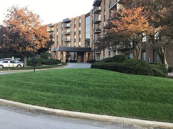 2nd image of 900 W Sunset Dr APT 510
