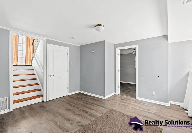 706 Heston Rd — Photo 8