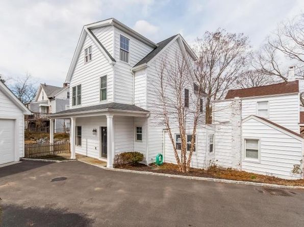 4 Nickel St