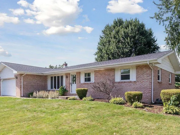 12155 Pennyroyal Ln, Granger, IN 46530