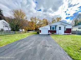 33 Lockrow Blvd, Albany, NY 12205