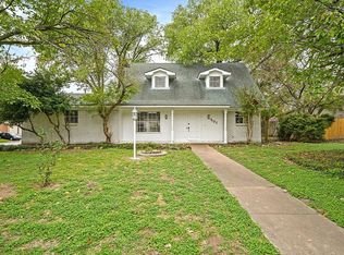 501 Judith St, Burleson, TX 76028