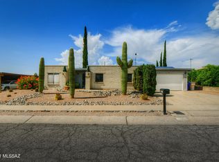 9771 E Sellarole Rd, Tucson, AZ 85730
