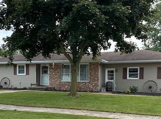 449 Fawn Dr, BRILLION, WI 54110
