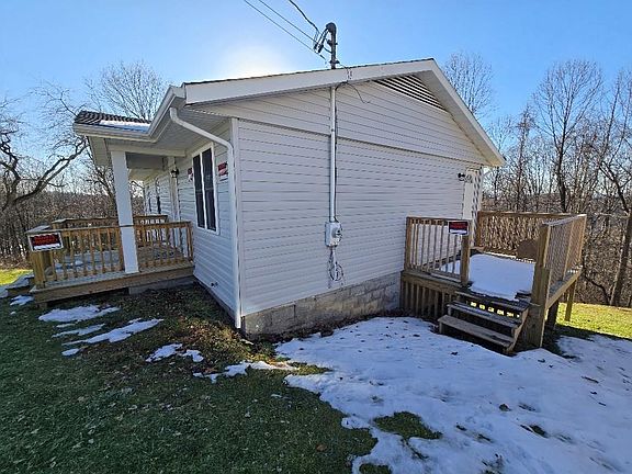 2nd image of 122 Wallace Ct