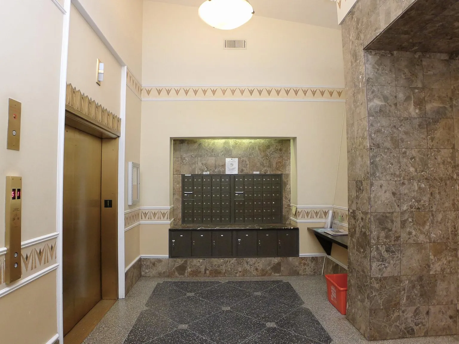 2 bed, 970 sqft, $3,000 — Photo 4