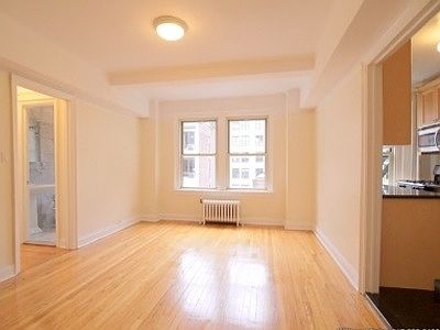2nd image of 25 E 10th St APT 0009D