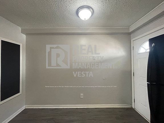 5th image of 131 Wall St APT 106