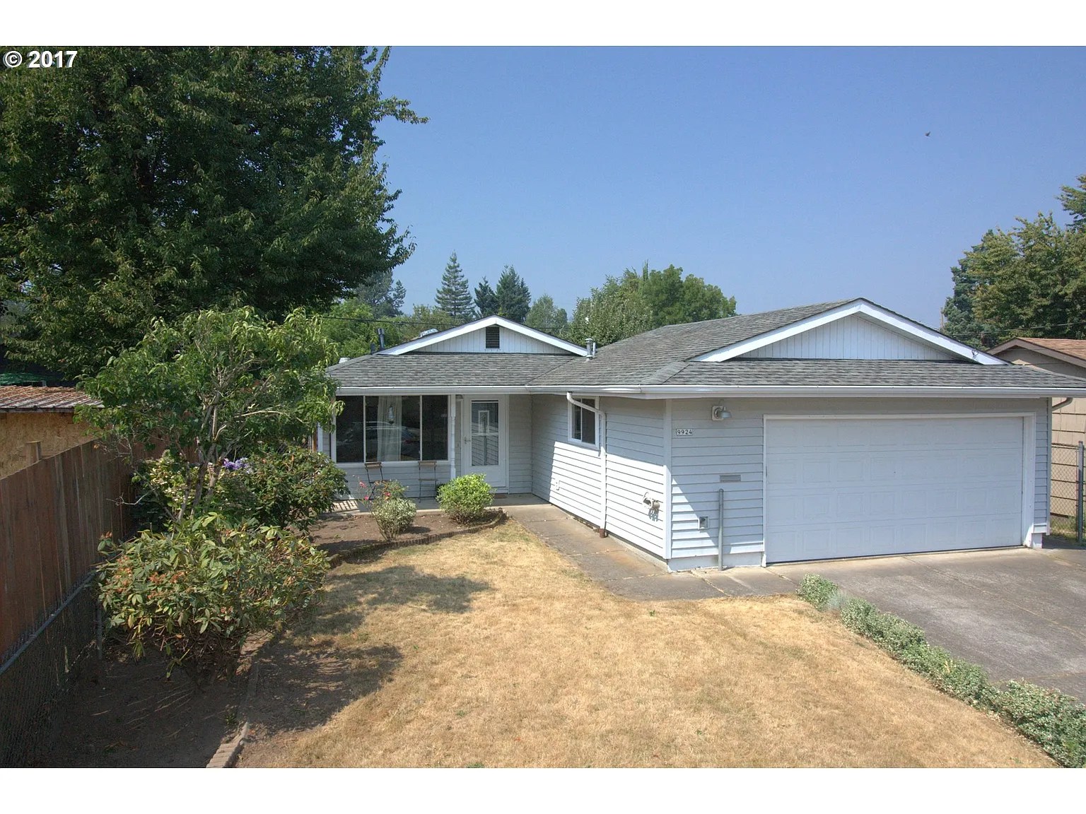 9924 N Central St photo 1