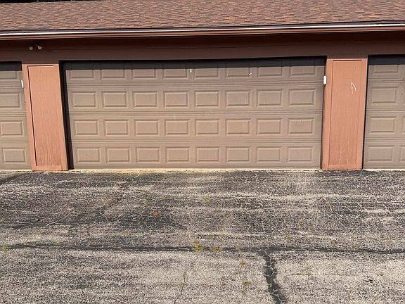 4th image of 4049 Sherwood Forest Manor Rd #C-10